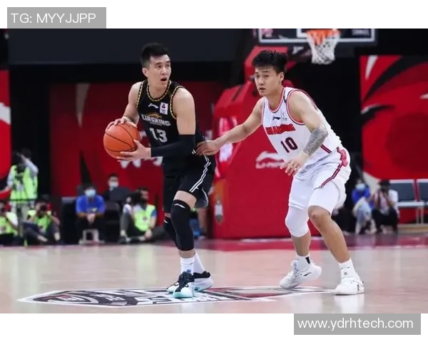 重庆足球队总决赛表现分析：意识与战术的完美结合与不足之处