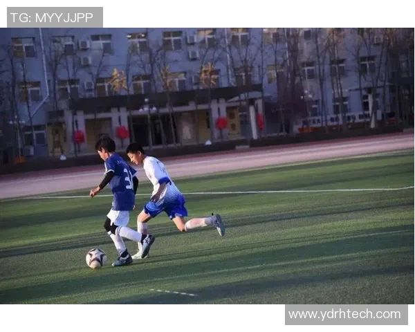 吴娜专访：从绿茵场到人生舞台的足球旅程回顾与展望